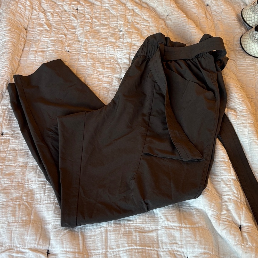 Athleta Charcoal Tie-Waist Pants